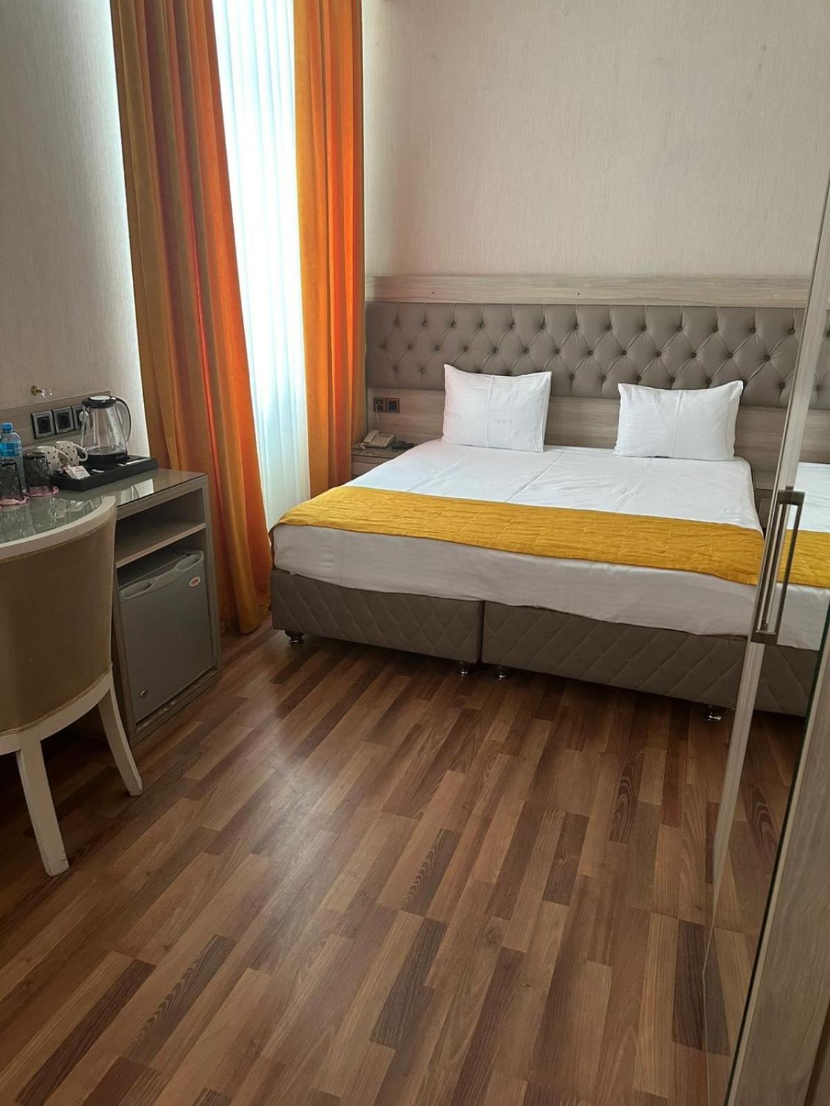 Empire Business 3* Baku